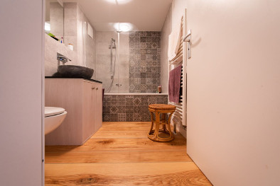 Esche Holzboden im Badezimmer © Havelland Diele GmbH